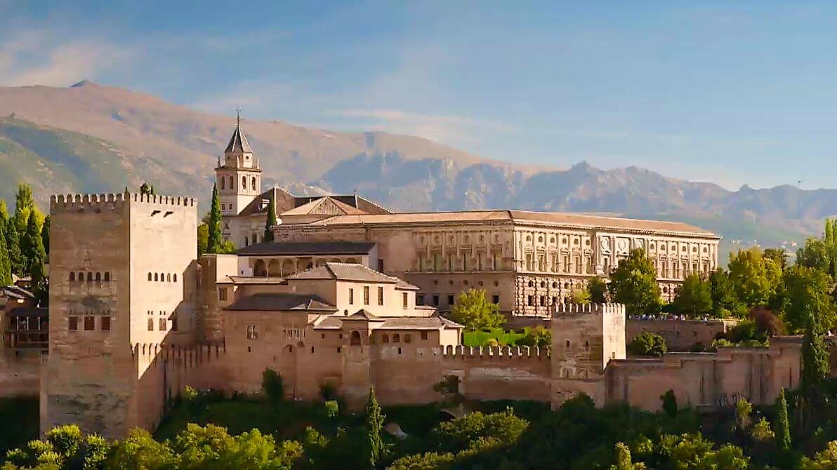 Alhambra private tour from Costa del Sol