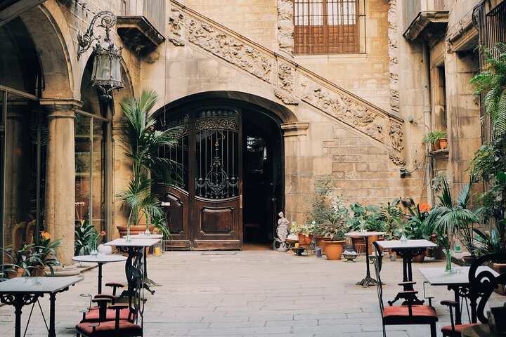 Best of Barcelona private tour including the Sagrada Familia