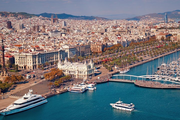 Best of Barcelona: Small Group Tour with Hotel/ Port Pick up