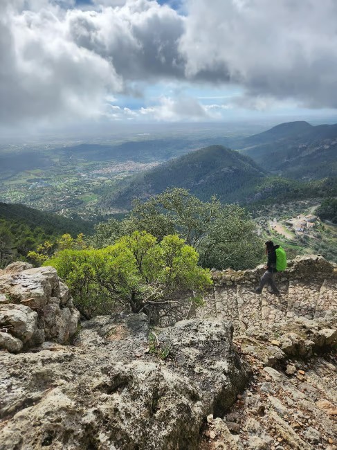 BLUE PEAKS - Shared Hike - Alaró Castle (level medium)