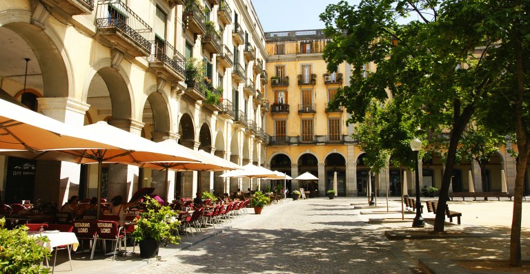 Girona and Costa Brava Small Group Full-day Tour - From Barcelona.