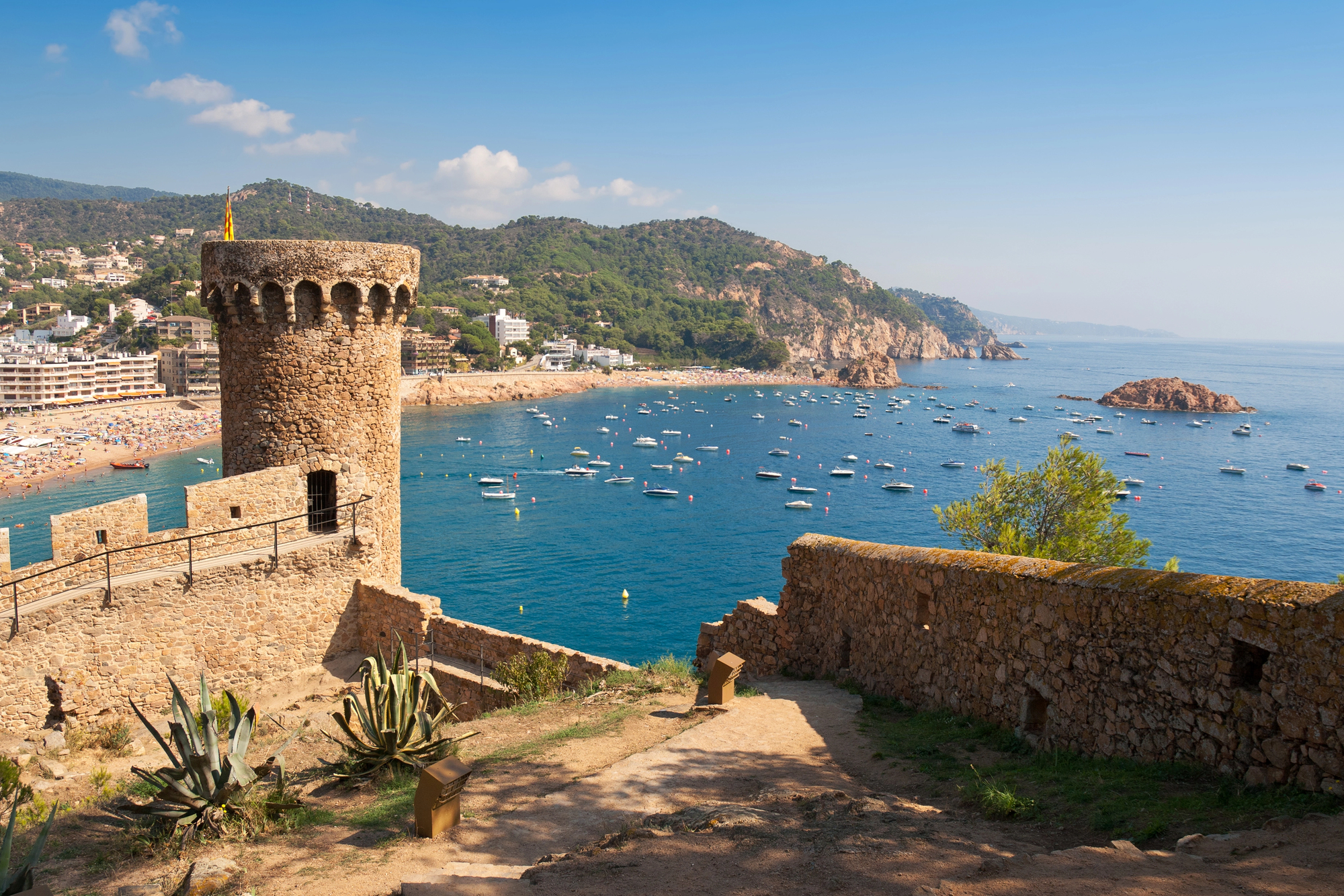 Girona and Costa Brava Small Group Full-day Tour - From Barcelona.