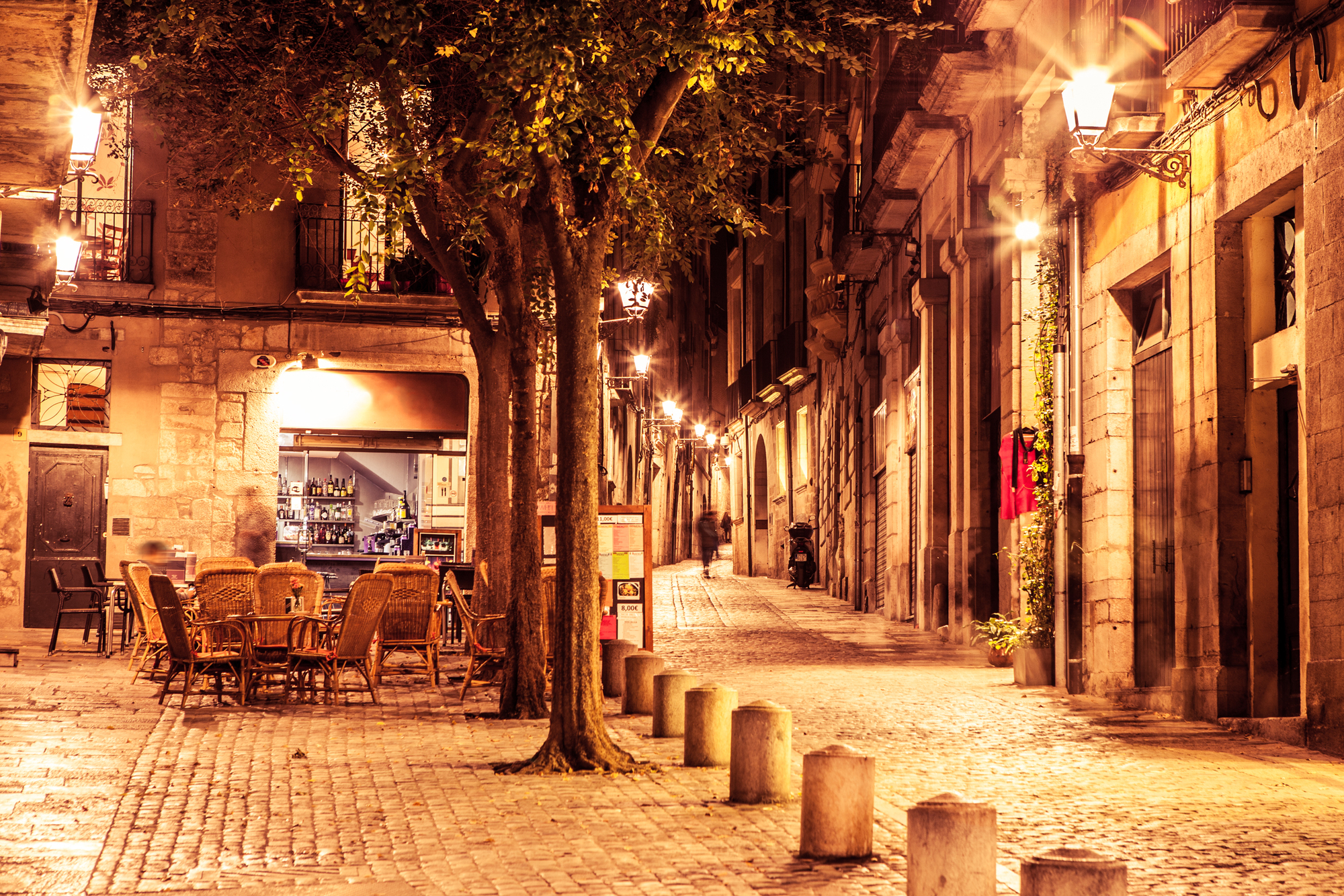 Girona and Costa Brava Small Group Full-day Tour - From Barcelona.