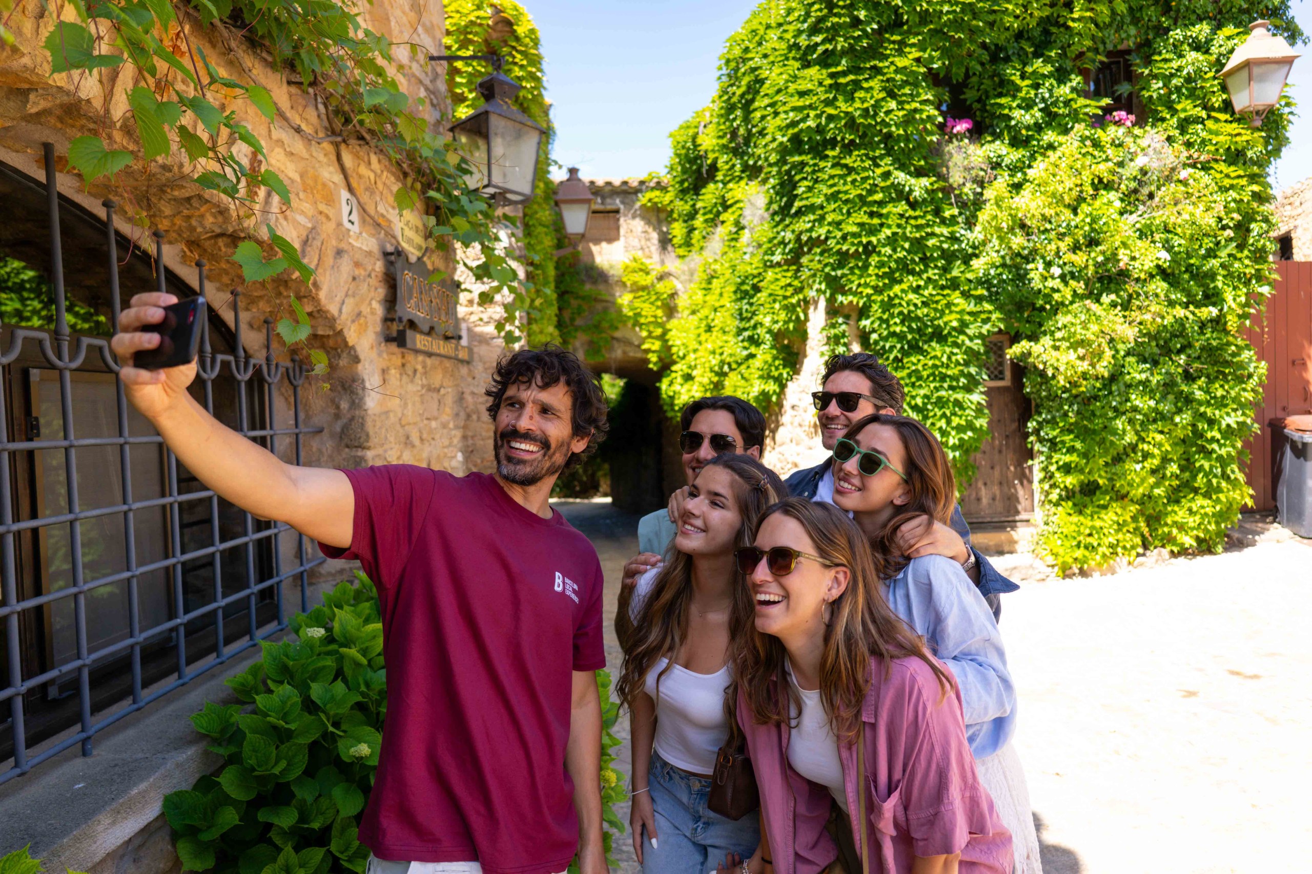 Girona, Costa Brava & Medieval Villages Day Trip from Barcelona