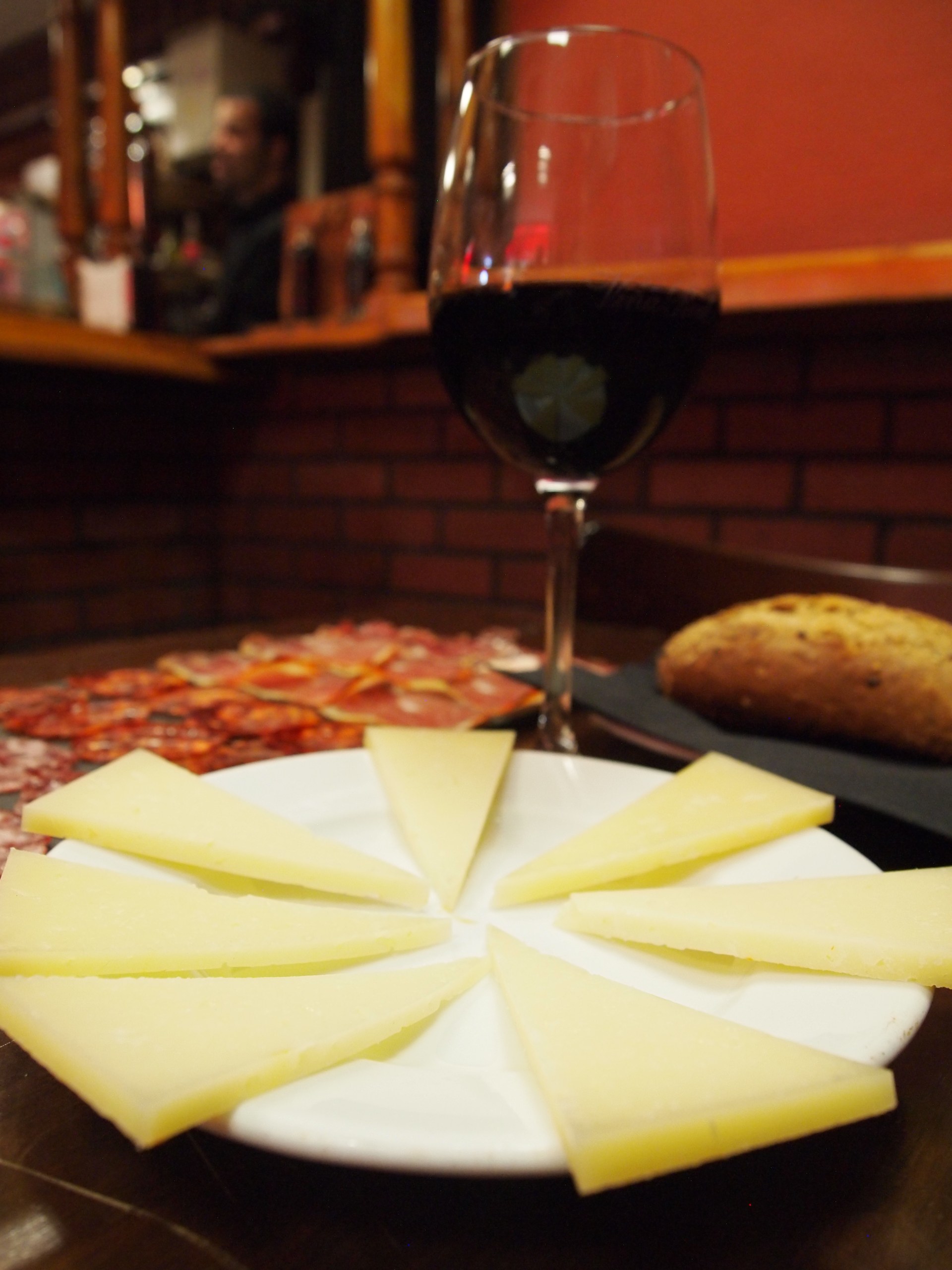 Madrid Local's Wine and Tapas Lunch Tour with a side of History