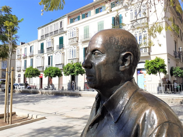 Malaga private full day tour with hotel pick-up