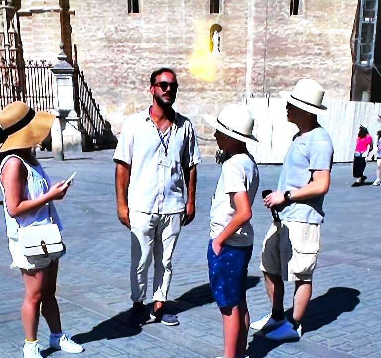 Seville private walking tour