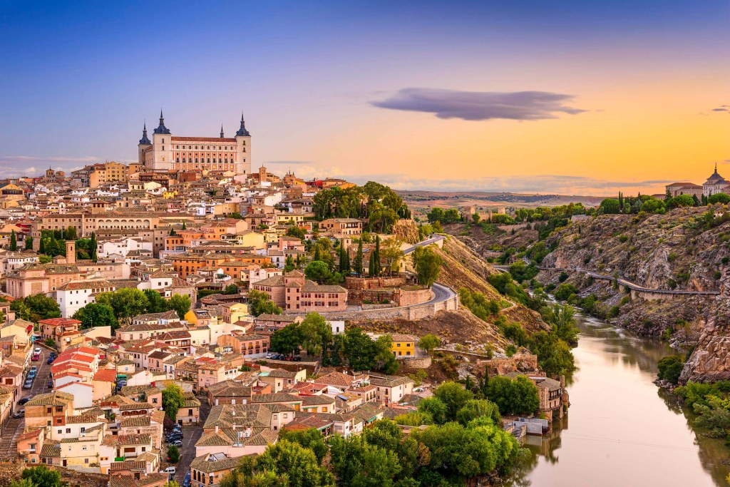 Toledo: City Walking Tour with Audio Guide
