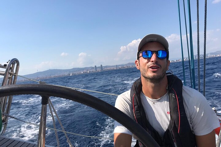 2 Hour Sunset Sailing Experience including open bar and Tapas