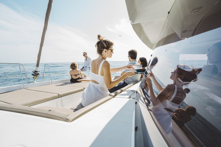 2 HOURS (BALI 4.1) - private luxury catamaran Barcelona