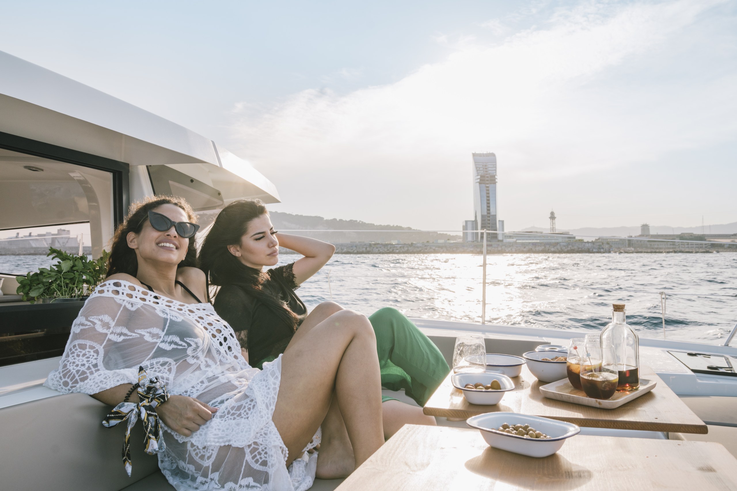 2 HOURS (BALI 4.1) - private luxury catamaran Barcelona