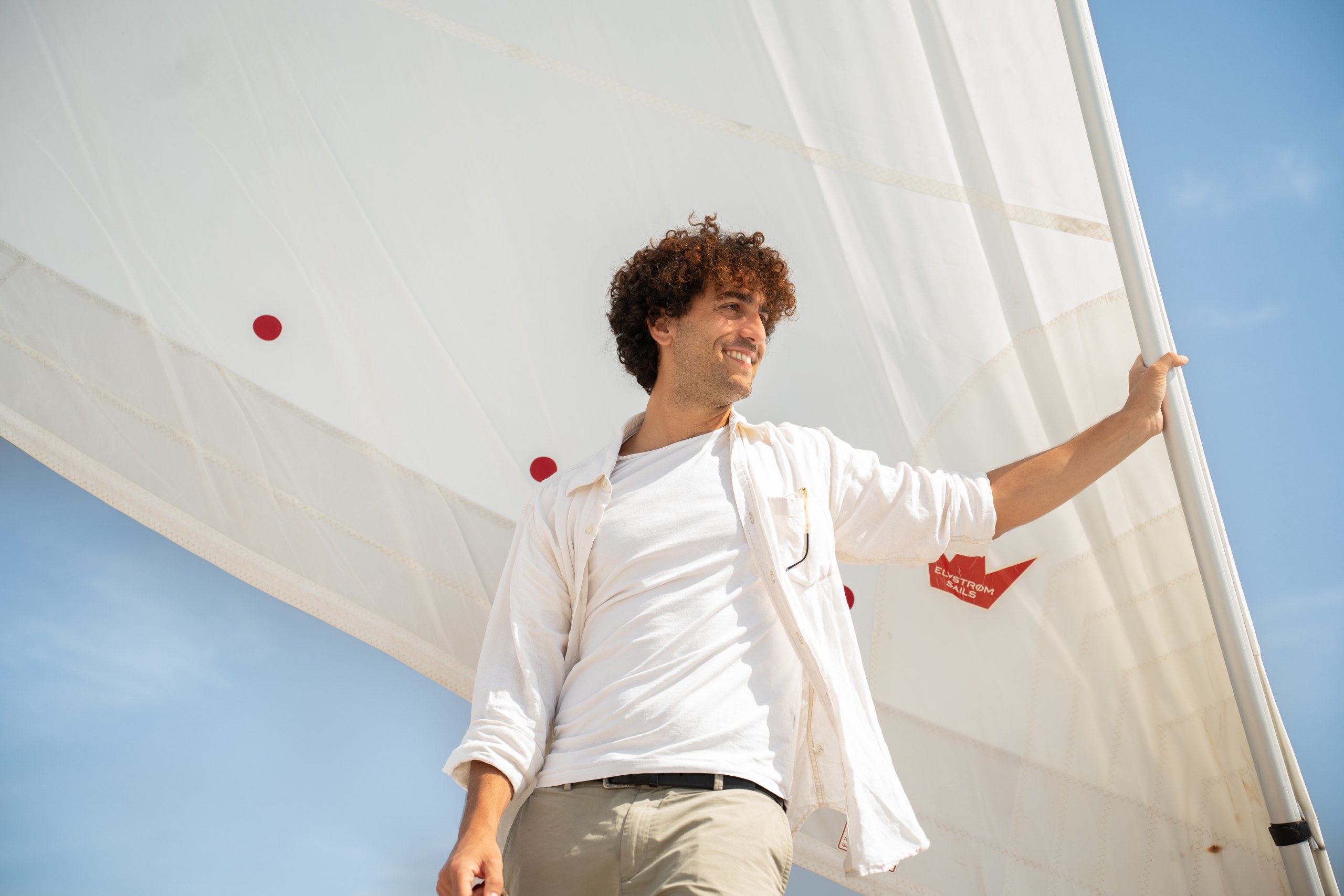 2 HOURS (BALI 4.2) - private luxury catamaran Barcelona