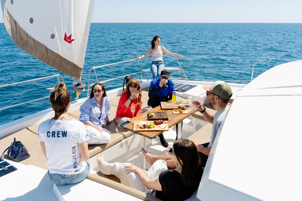3 HOURS (BALI 4.1) - private luxury catamaran Barcelona
