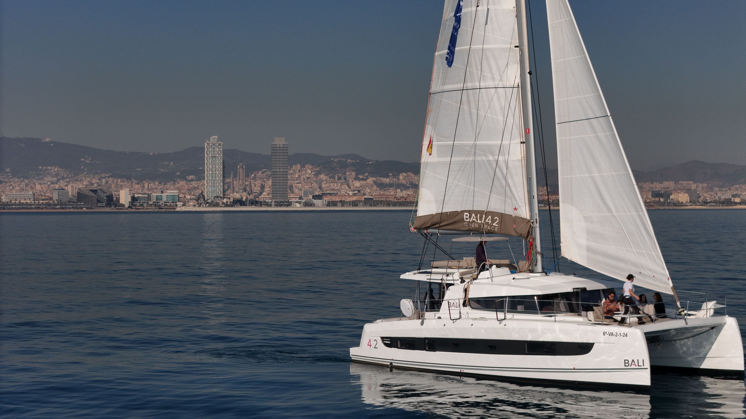 3 HOURS (BALI 4.2) - private luxury catamaran Barcelona