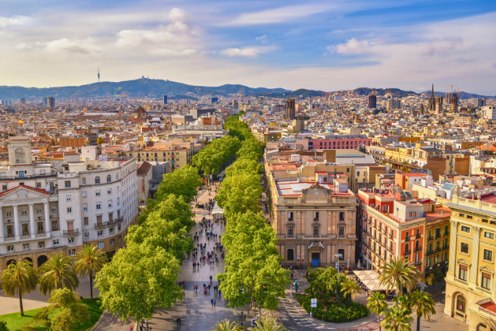 Barcelona Eixample Highlights Self Guided Walking Tour with an APP