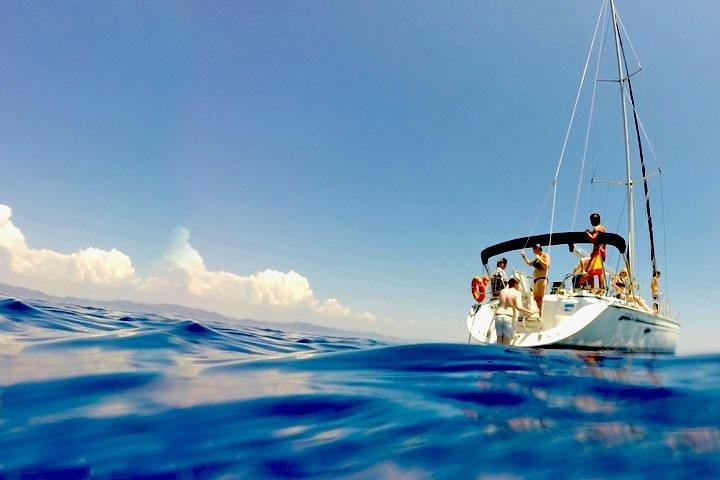 Barcelona Private Sailing with Open Bar & Snacks (max 9)