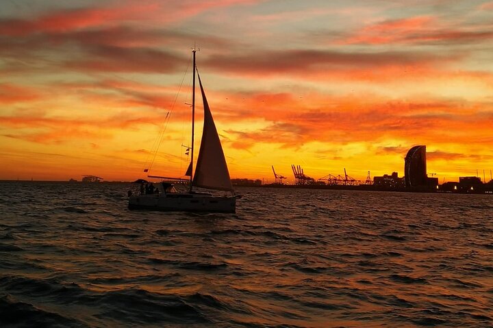 Barcelona Sunset Private Sailing & Live Spanish Guitar & open Bar (max 8)