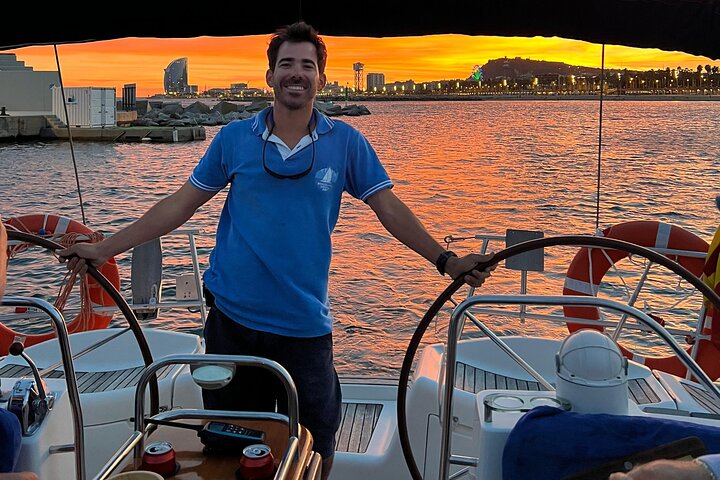 Barcelona Sunset Private Sailing with Open Bar & Snacks (max 9)