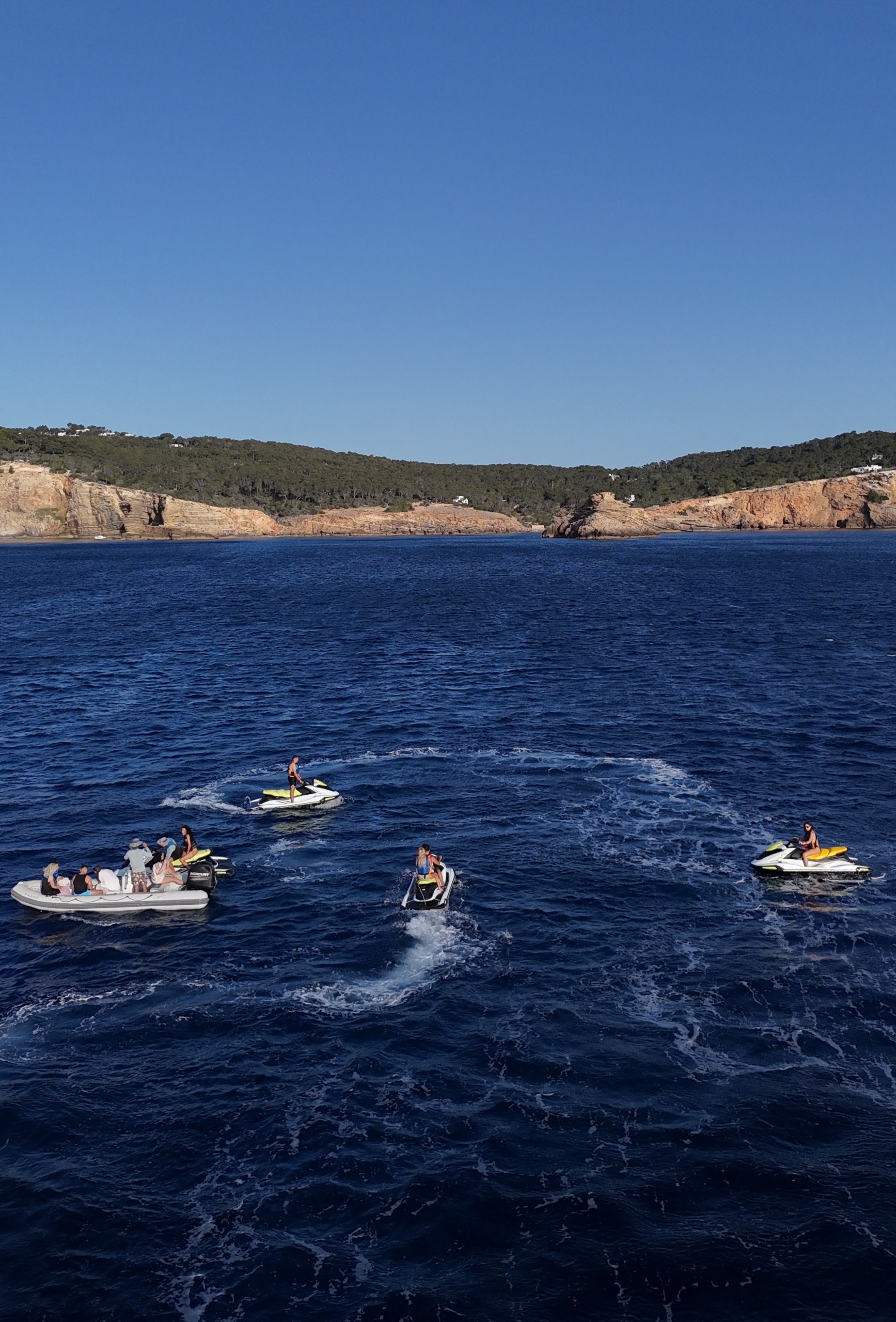 Cala Salada: 30-Minute Jet Ski Experience