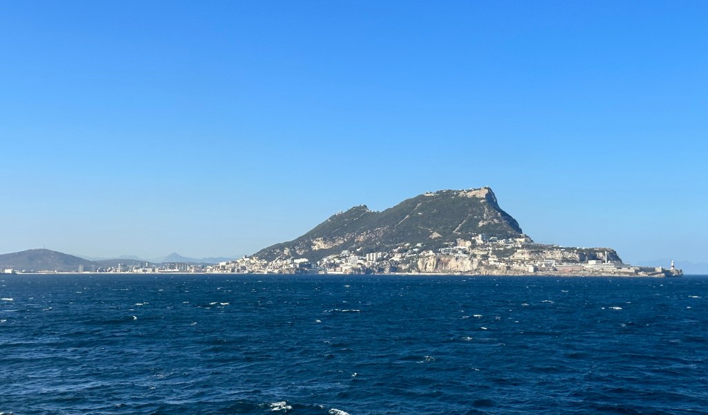 Circular Sailing Cruise from Sotogrande to the Strait of Gibraltar