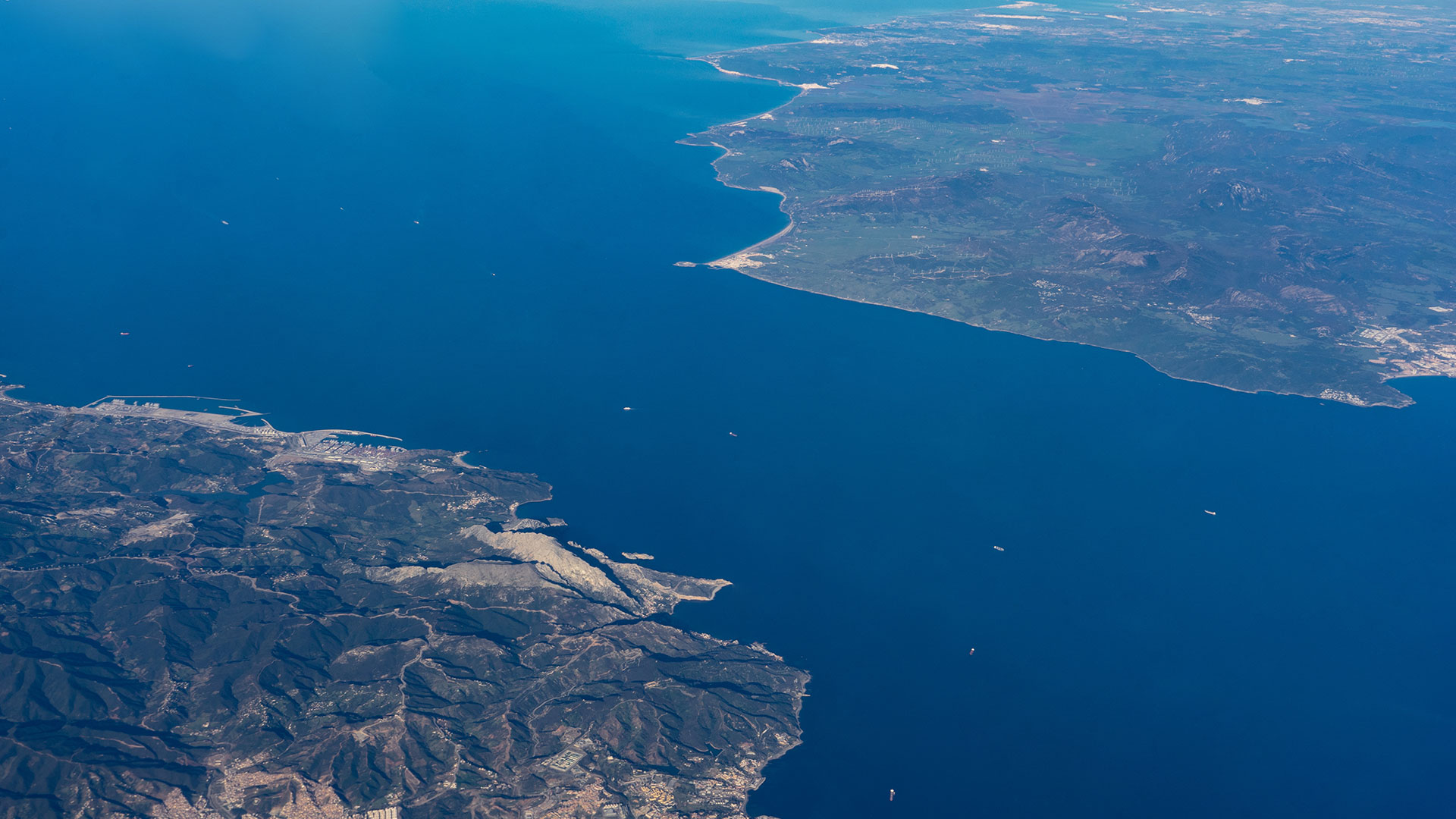 Circular Sailing Cruise from Sotogrande to the Strait of Gibraltar