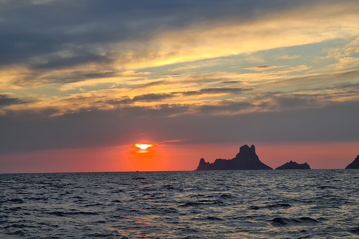 Sunsets in Es Vedra - Nomad Sailing Trips