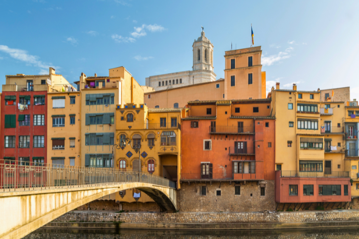 Girona Game of Thrones Self-Guided Walking Tour with an APP