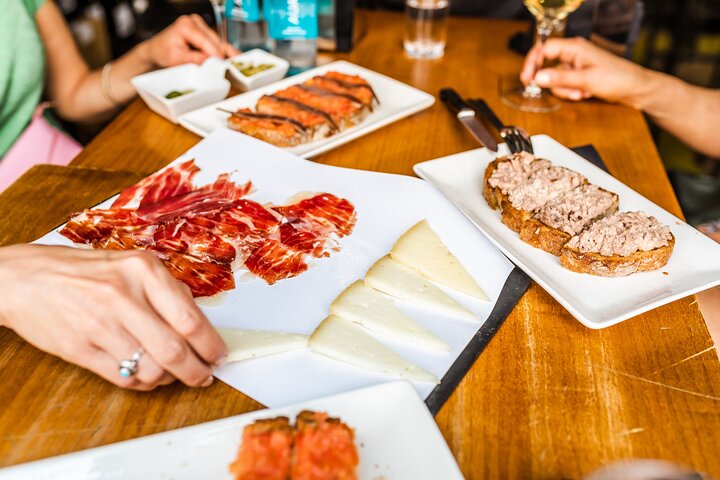 Madrid Full-Day Tour: Private & Personalized with a Local Guide