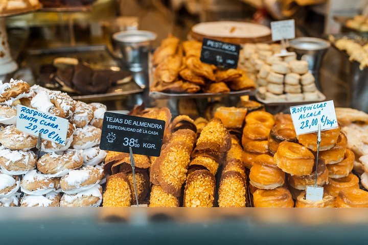 Madrid Icons & Hidden Gems: Private Custom Tour with a Local
