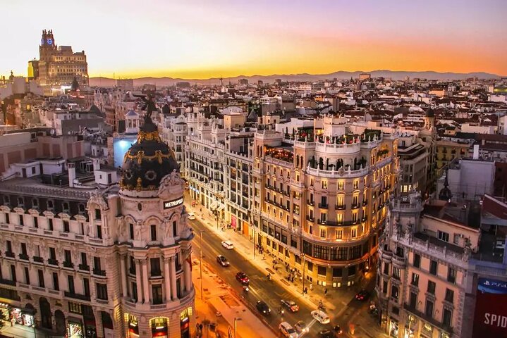 Madrid to Lisbon up to 2 stops in Toledo and Merida
