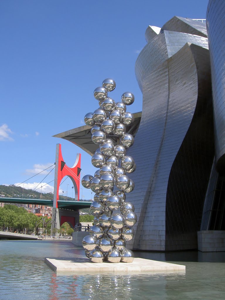Magic at the Guggenheim Museum (inside and outside the museum)