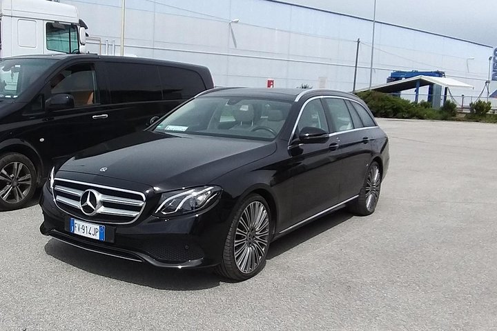 Malaga Airport (AGP) to Malaga - Arrival Private Transfer