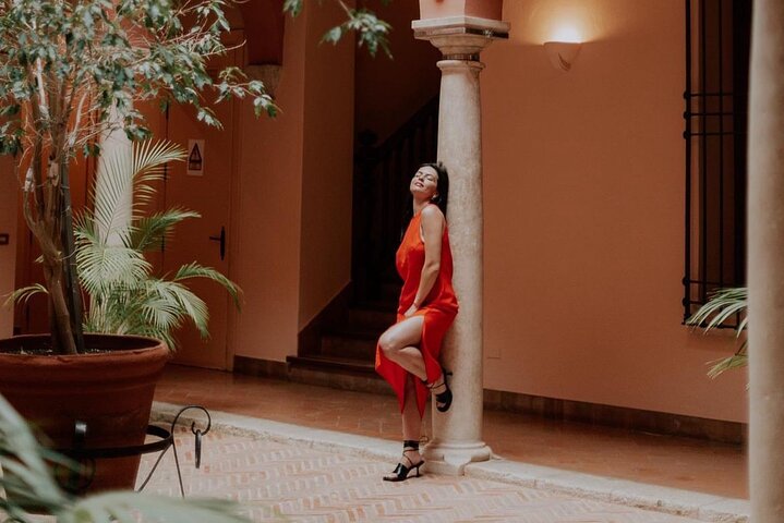 Private Photoshoot with a Professional Photographer in Malaga