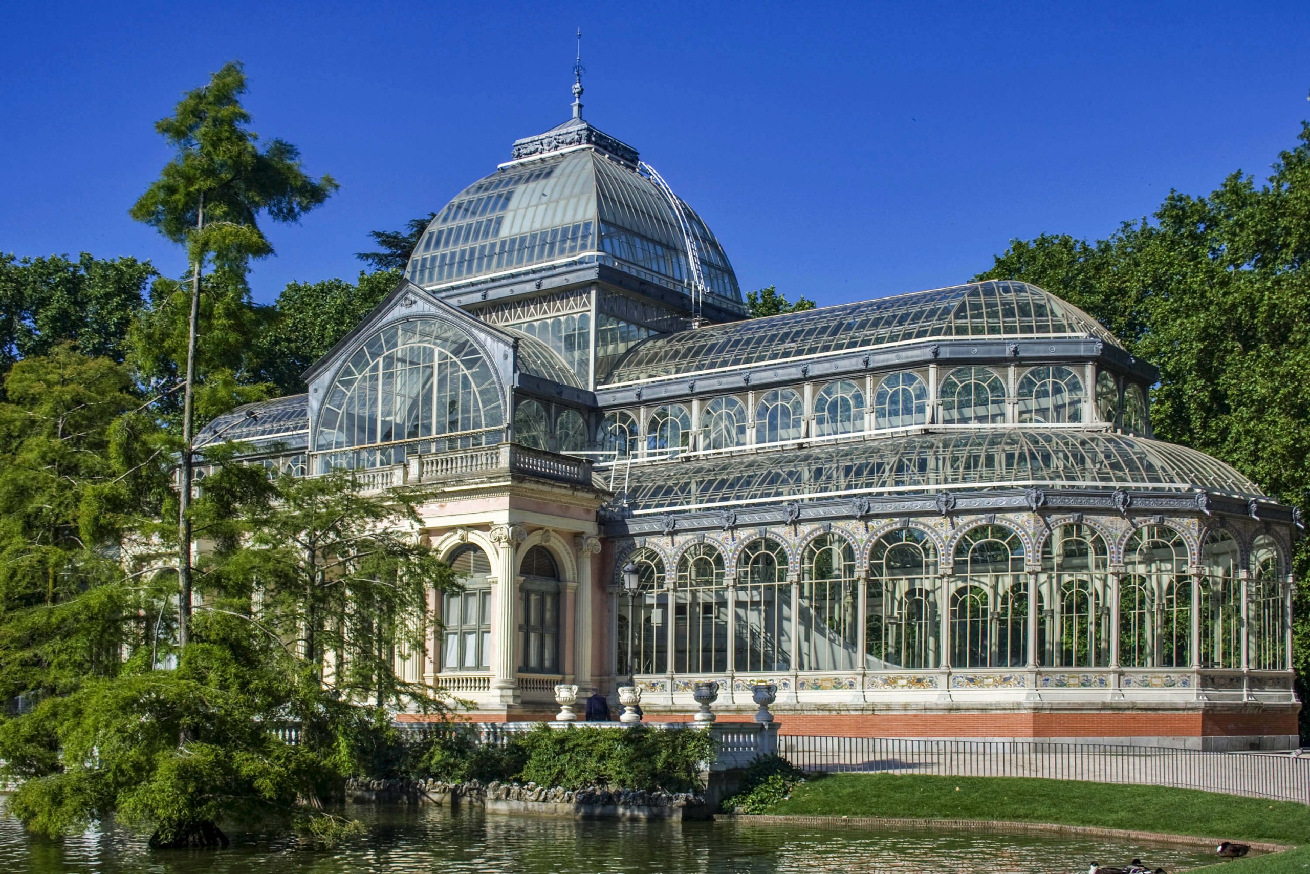 Retiro Park Walking Tour with Audio Guide App
