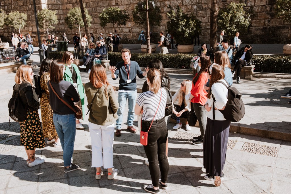 Royal Alcázar of Seville guided tour: Palaces and Gardens