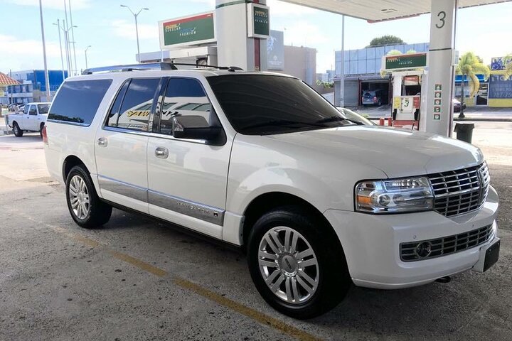 Santo Domingo Airport (SDQ) to Las Galeras - Round-Trip Transfer