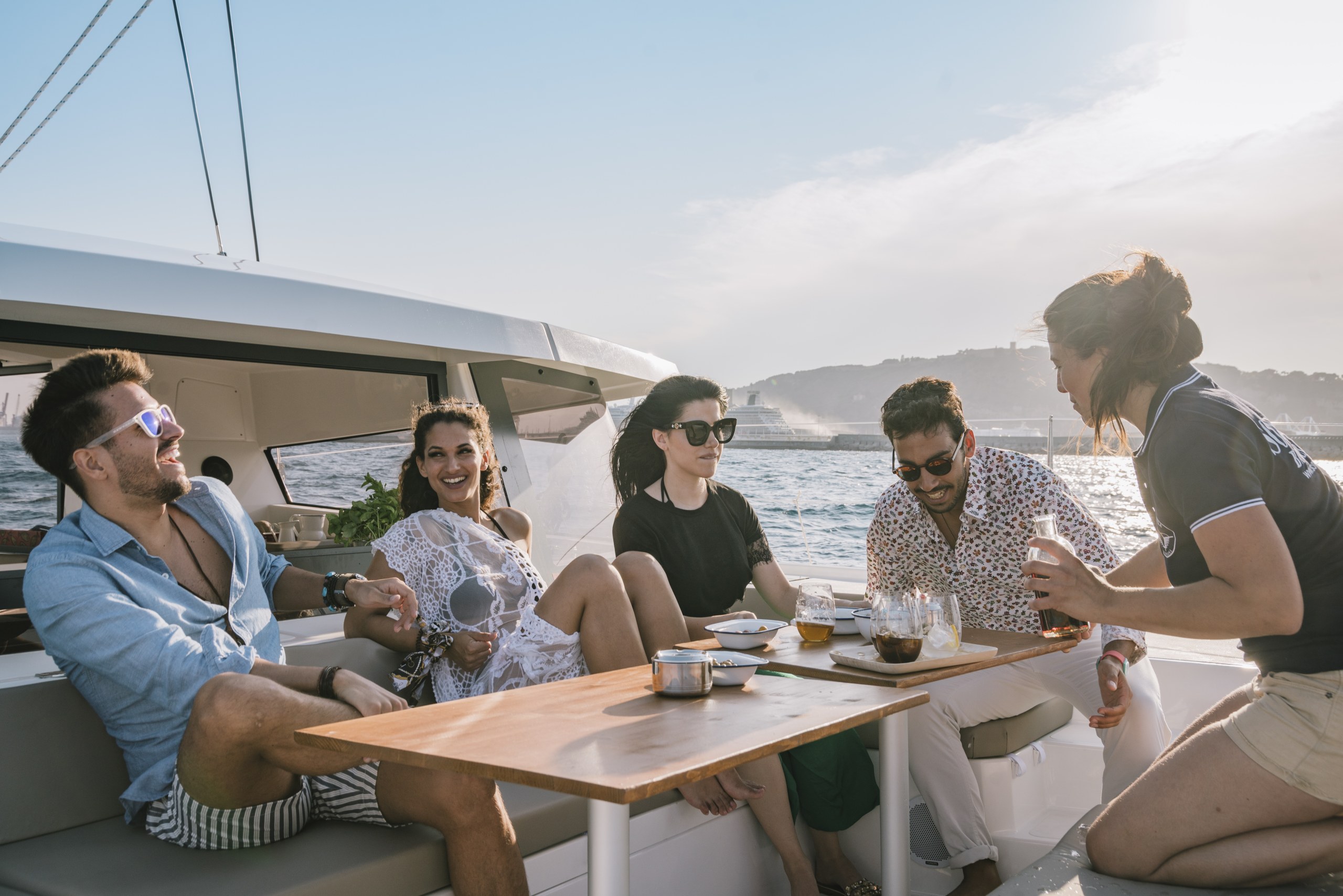 SERENA (BALI 4.1) - Private catamaran rental