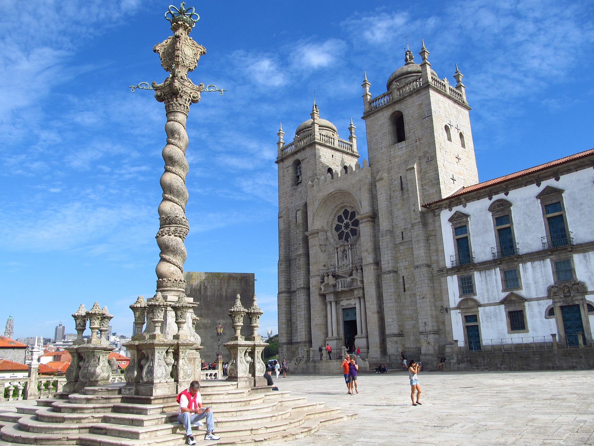 Spain and Portugal Highlights (Small Group)