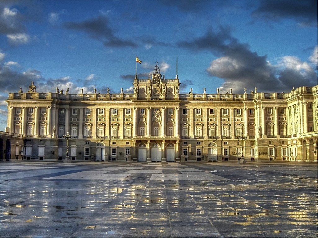 Spain, Portugal & Morocco (Bilingual)