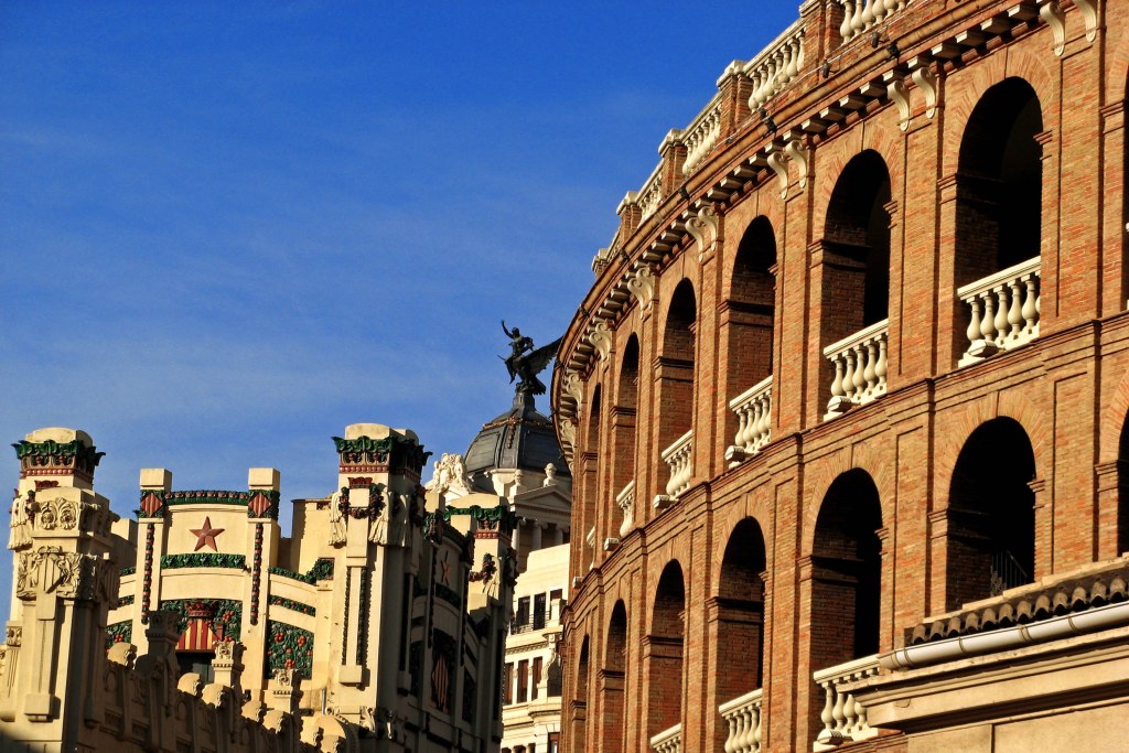 Valencia City Walking Tour with Audio Guide App