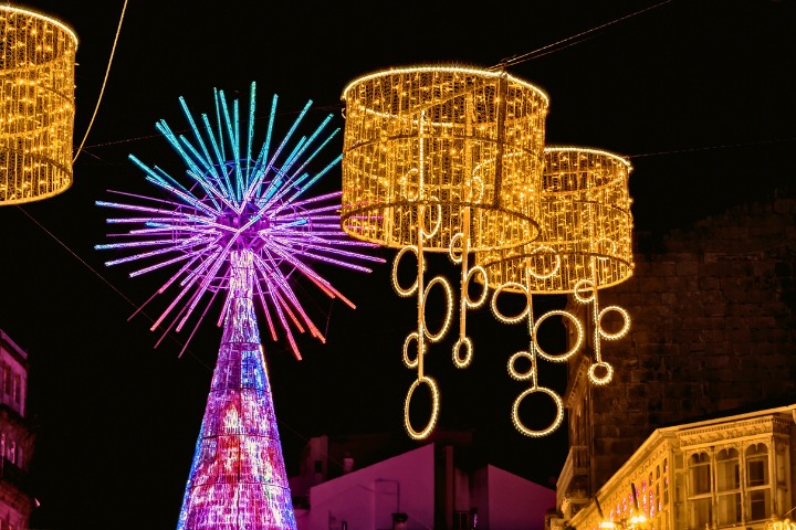 Vigo Christmas Lights Self Guided Walking Tour with an APP